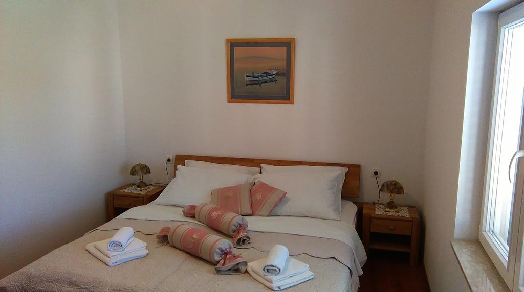 Apartment Paula Kaštela Екстериор снимка