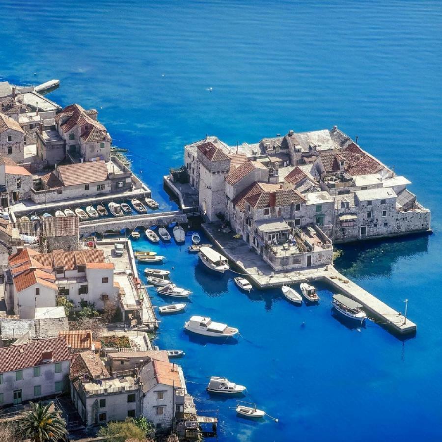 Apartment Paula Kaštela Екстериор снимка